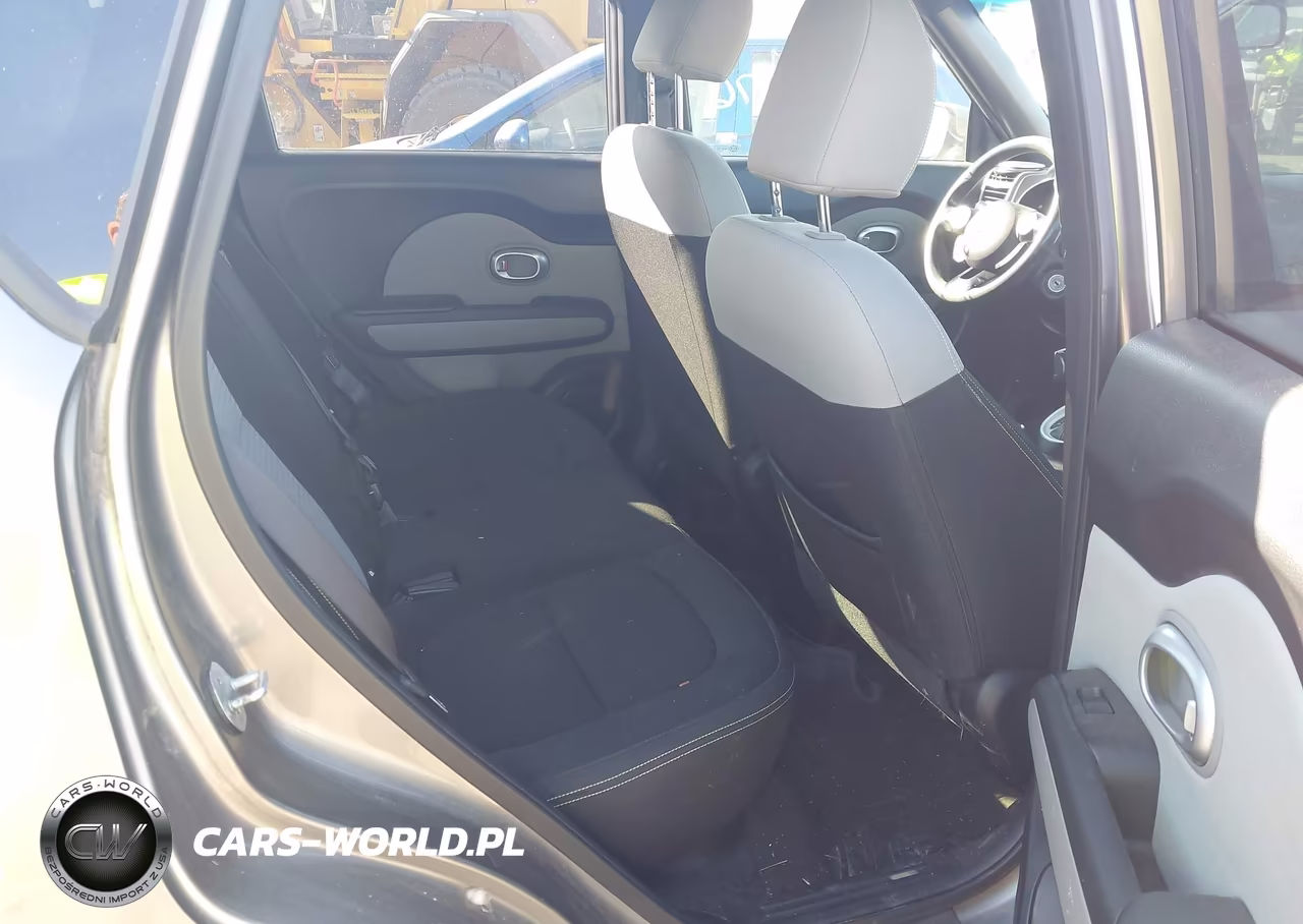 2014 Kia Soul + VIN:KNDJP3A58E7033452 - 8
