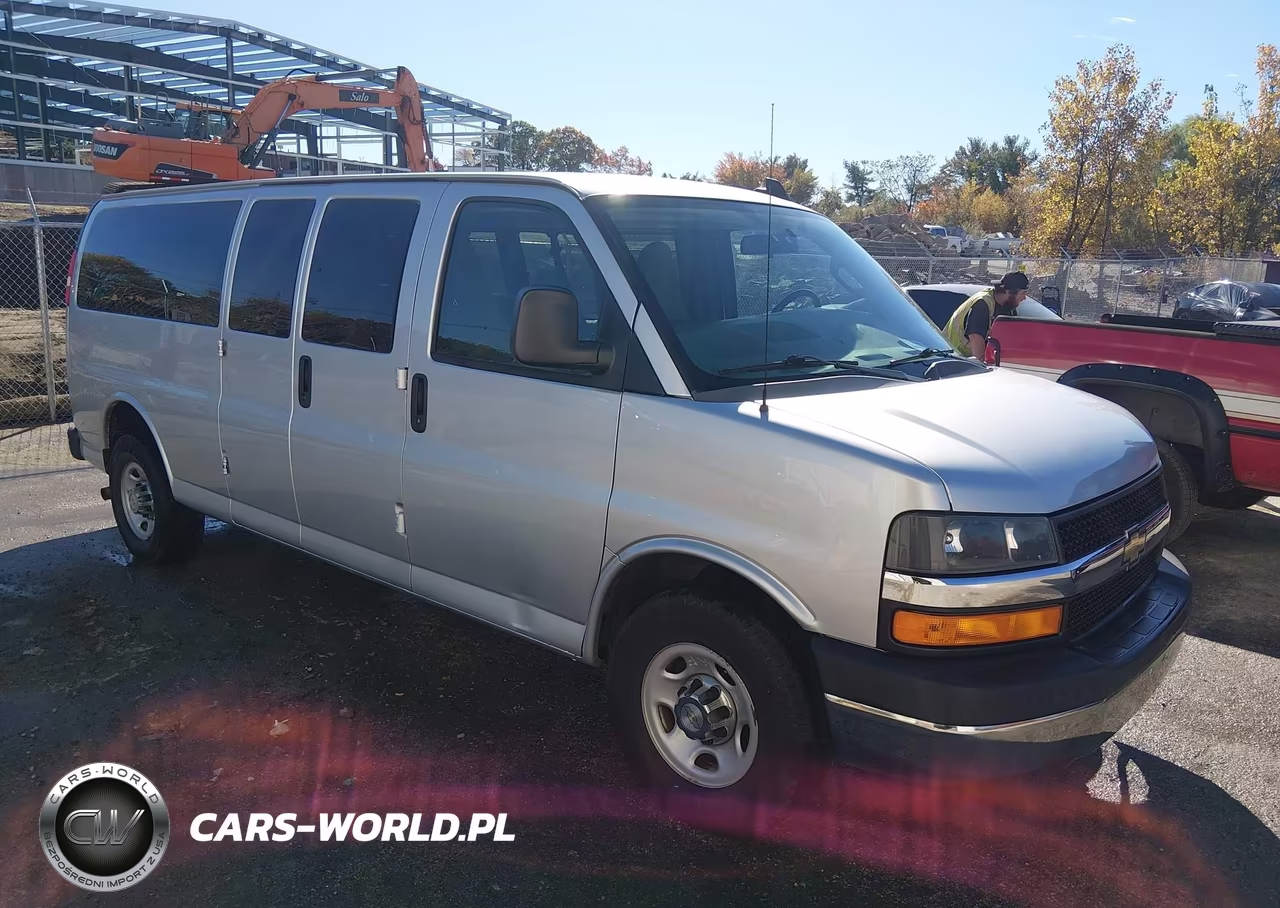 2016 Chevrolet Express 3500 Lt VIN:1GAZGPFF6G1210686 - 1