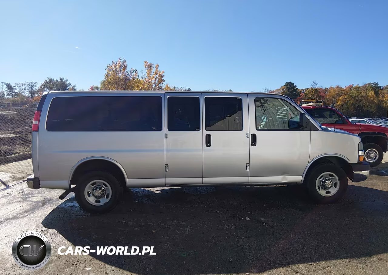 2016 Chevrolet Express 3500 Lt VIN:1GAZGPFF6G1210686 - 18