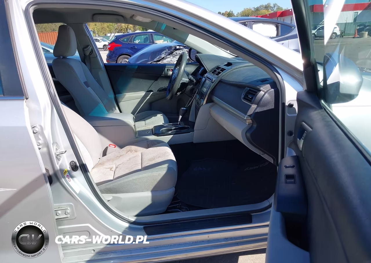 2014 Toyota Camry Le VIN:4T4BF1FK2ER411293 - 5