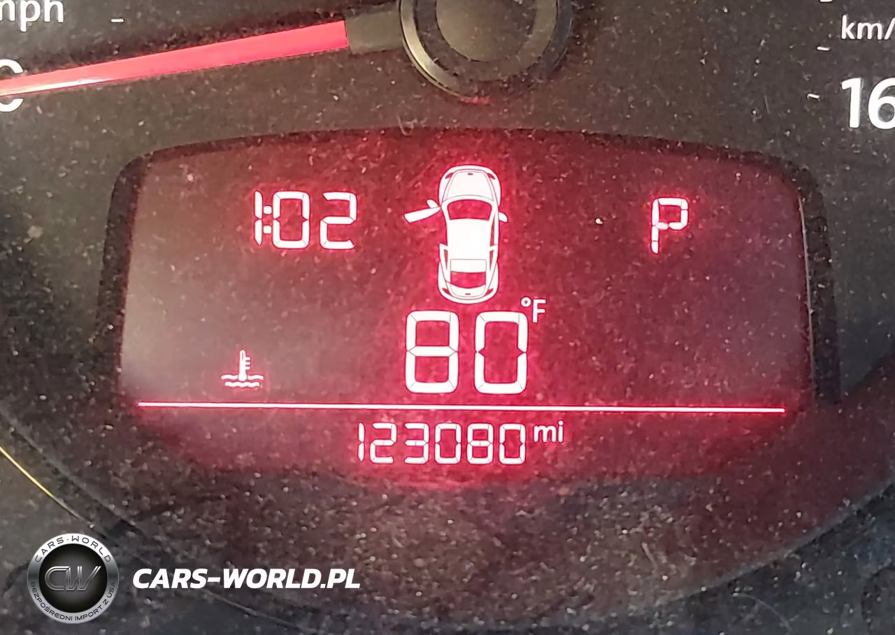 2015 Volkswagen Beetle 1.8T Fleet Edition VIN:3VWF17AT8FM639321 - 12