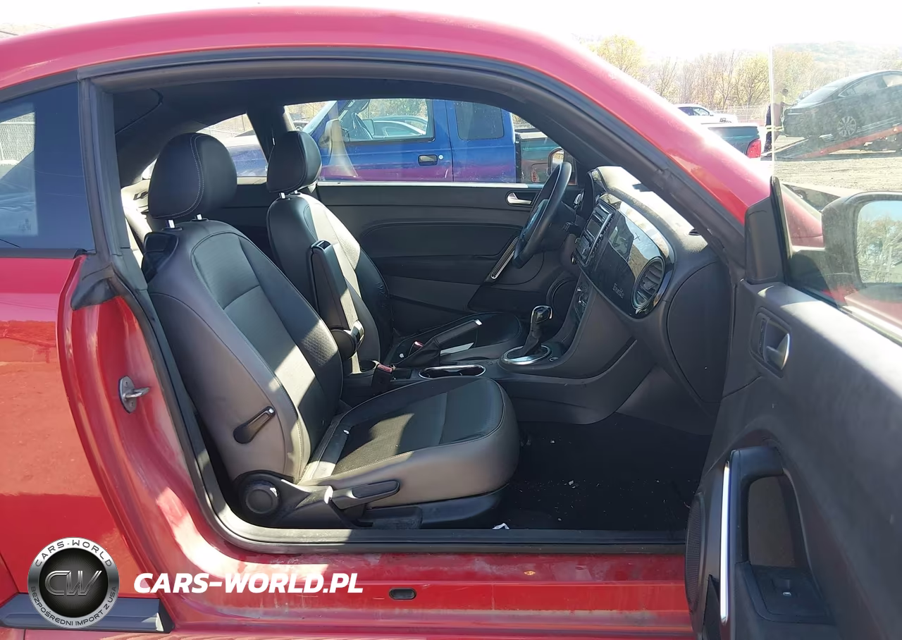 2015 Volkswagen Beetle 1.8T Fleet Edition VIN:3VWF17AT8FM639321 - 5
