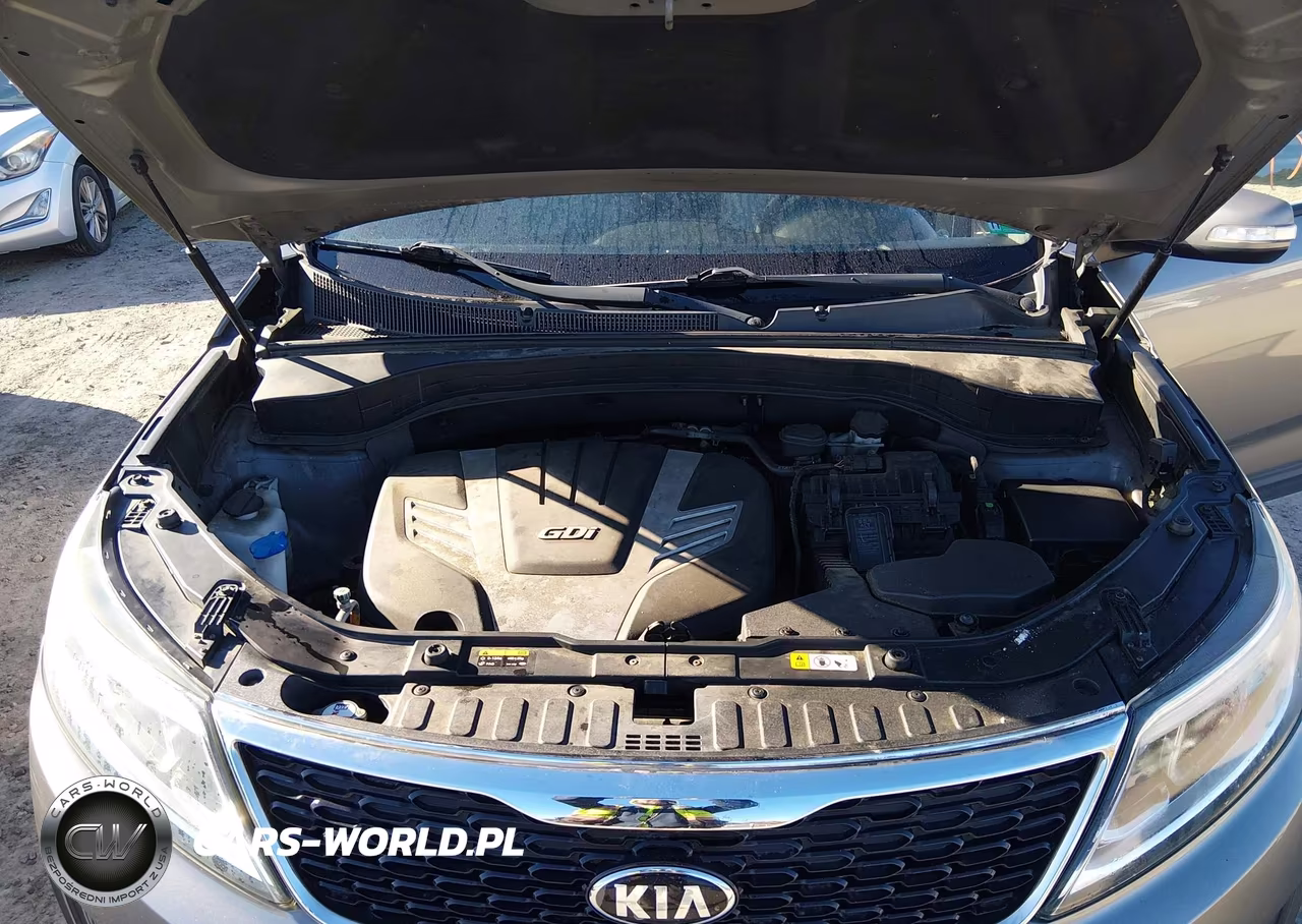 2015 Kia Sorento Lx V6 VIN:5XYKTDA70FG658732 - 10