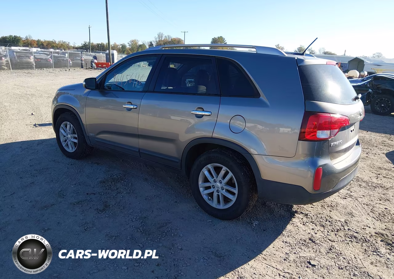 2015 Kia Sorento Lx V6 VIN:5XYKTDA70FG658732 - 3