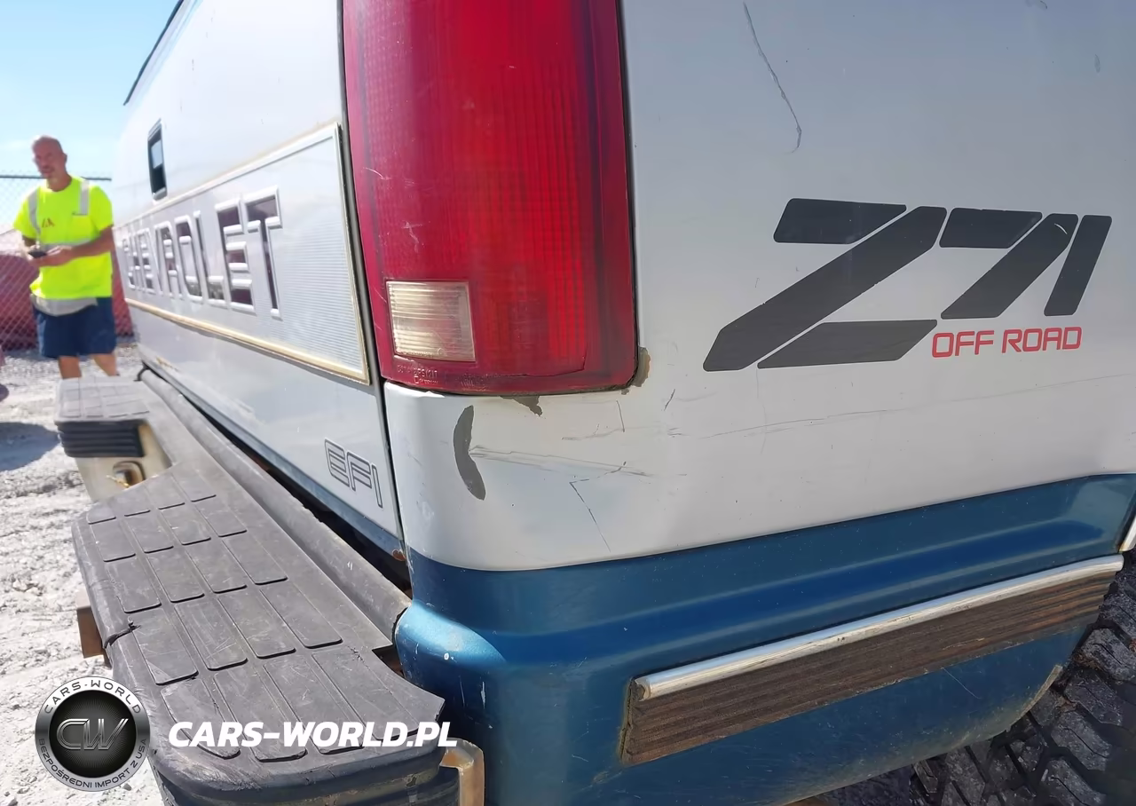 1990 Chevrolet Gmt-400 K1500 VIN:1GCDK14K1LZ249789 - 6