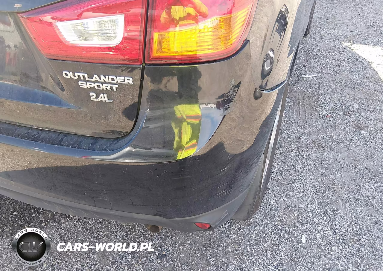 2015 Mitsubishi Outlander Sport Es VIN:4A4AR3AWXFE058913 - 13