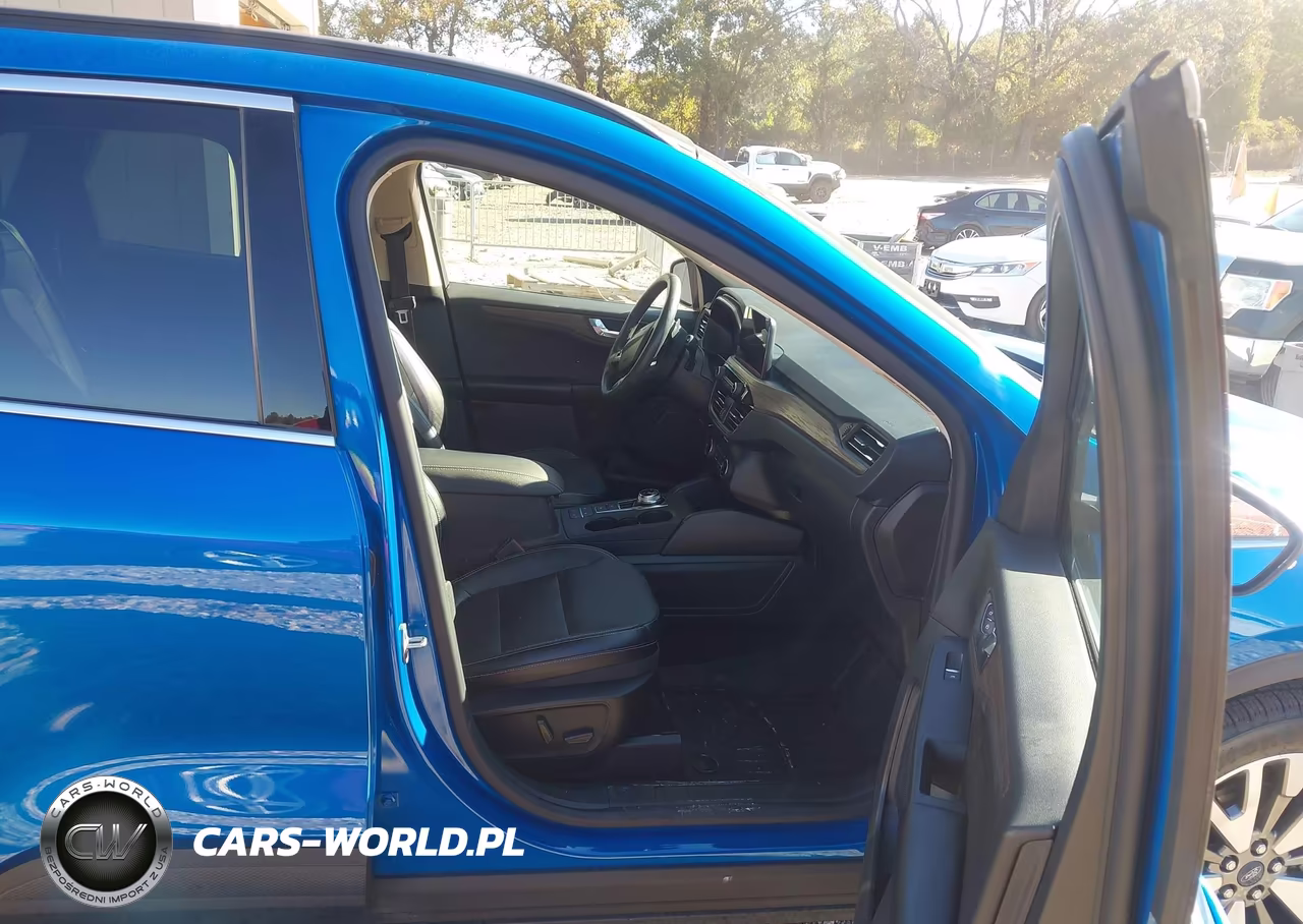 2020 Ford Escape Titanium VIN:1FMCU9J91LUB47035 - 5