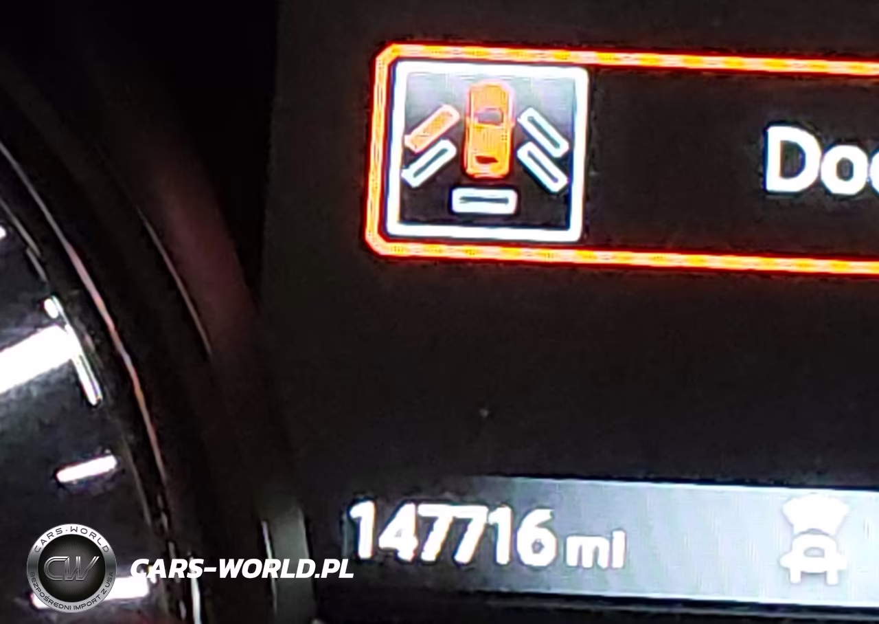 2018 Nissan Pathfinder S VIN:5N1DR2MM9JC659206 - 15