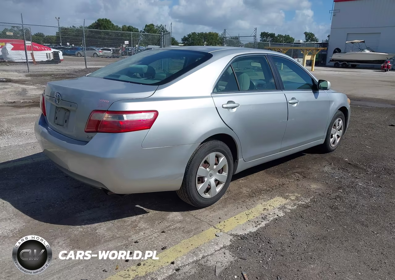 2007 Toyota Camry Le VIN:4T1BE46K17U684419 - 4