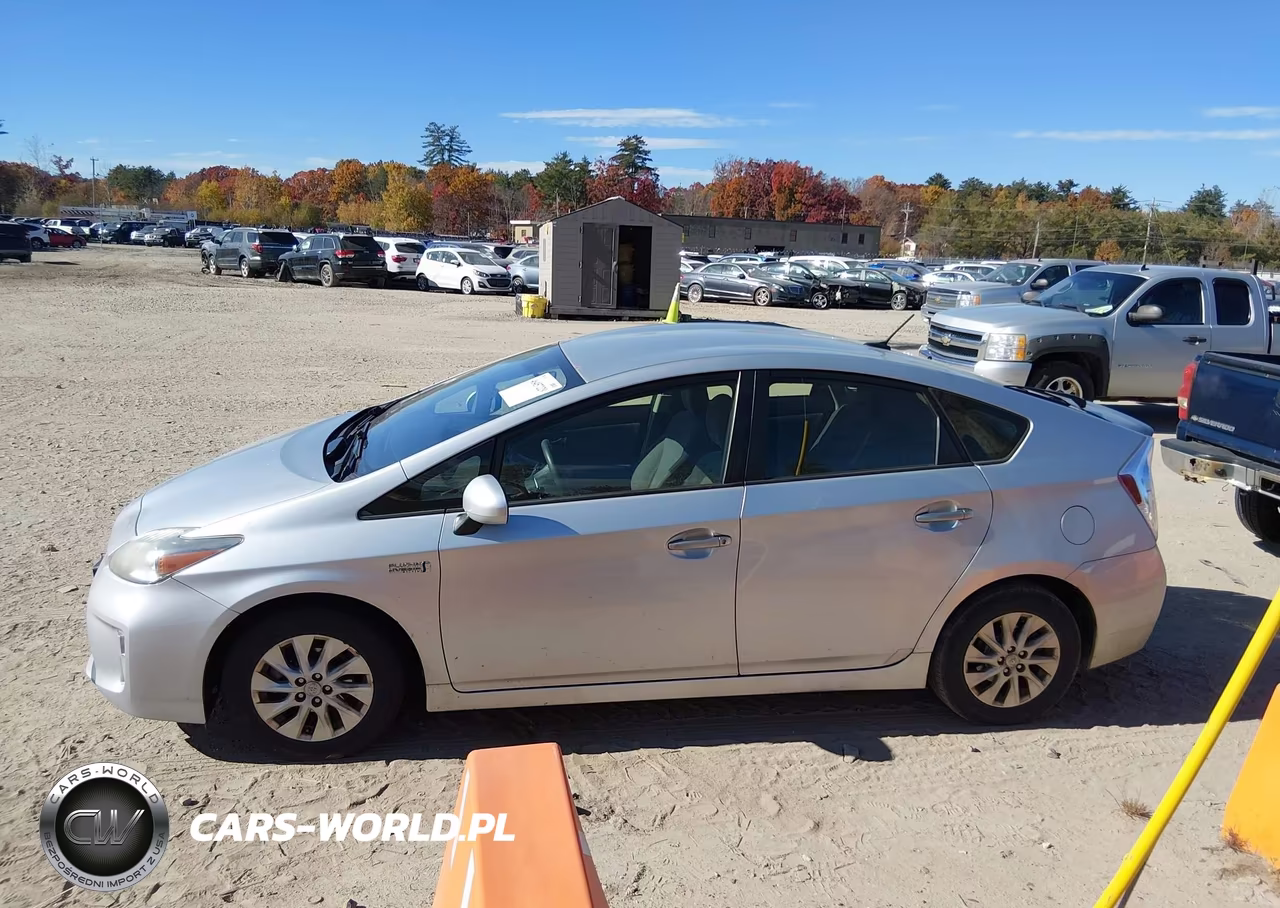 2012 Toyota Prius Plug-In VIN:JTDKN3DP5C3004843 - 14