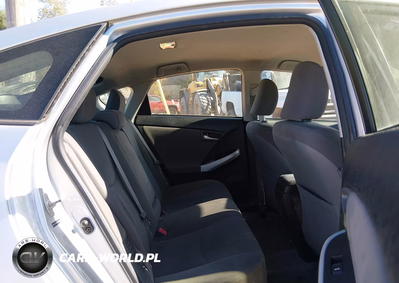 2012 Toyota Prius Plug-In VIN:JTDKN3DP5C3004843 - 8