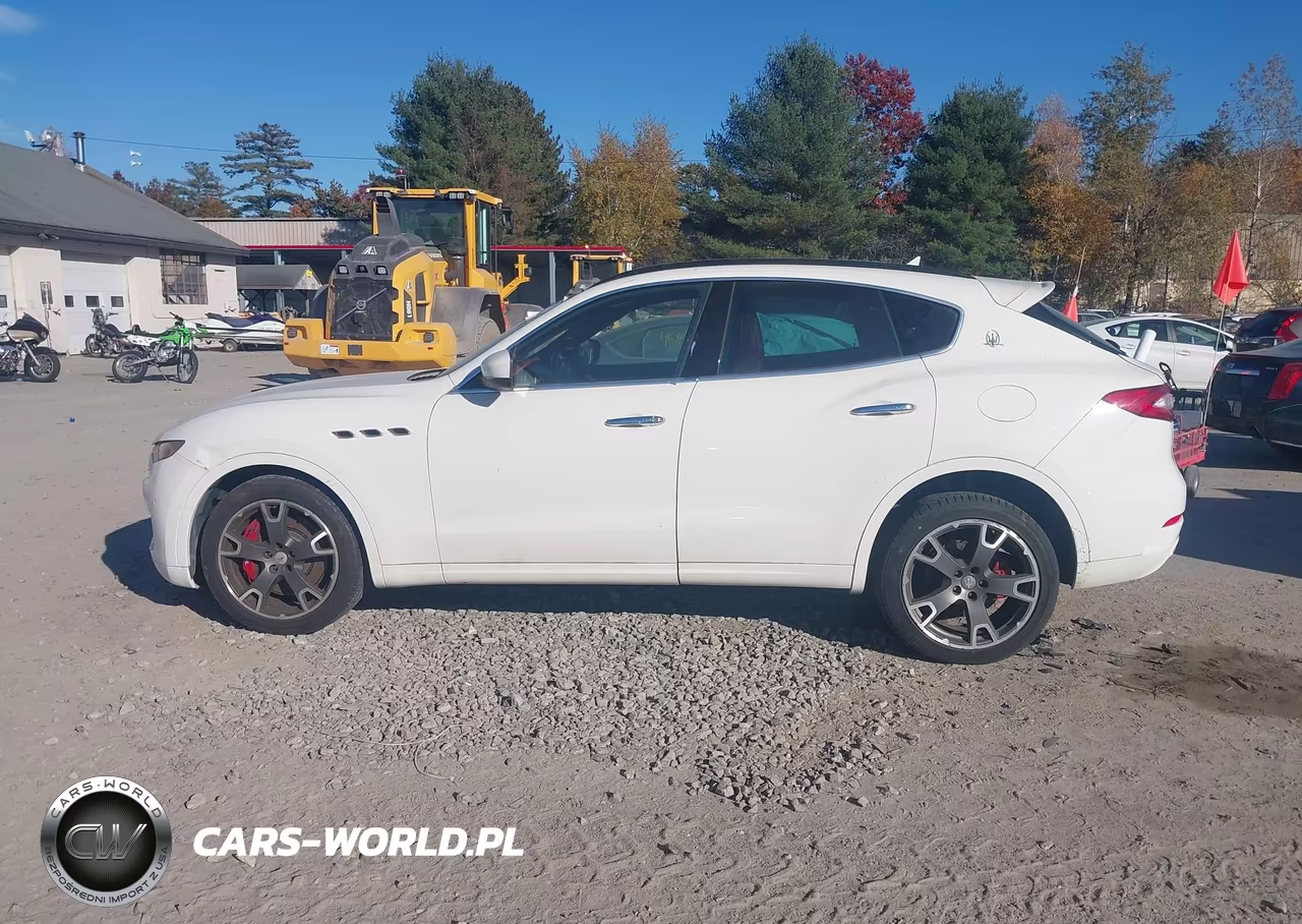 2017 Maserati Levante S VIN:ZN661YUS0HX239440 - 14