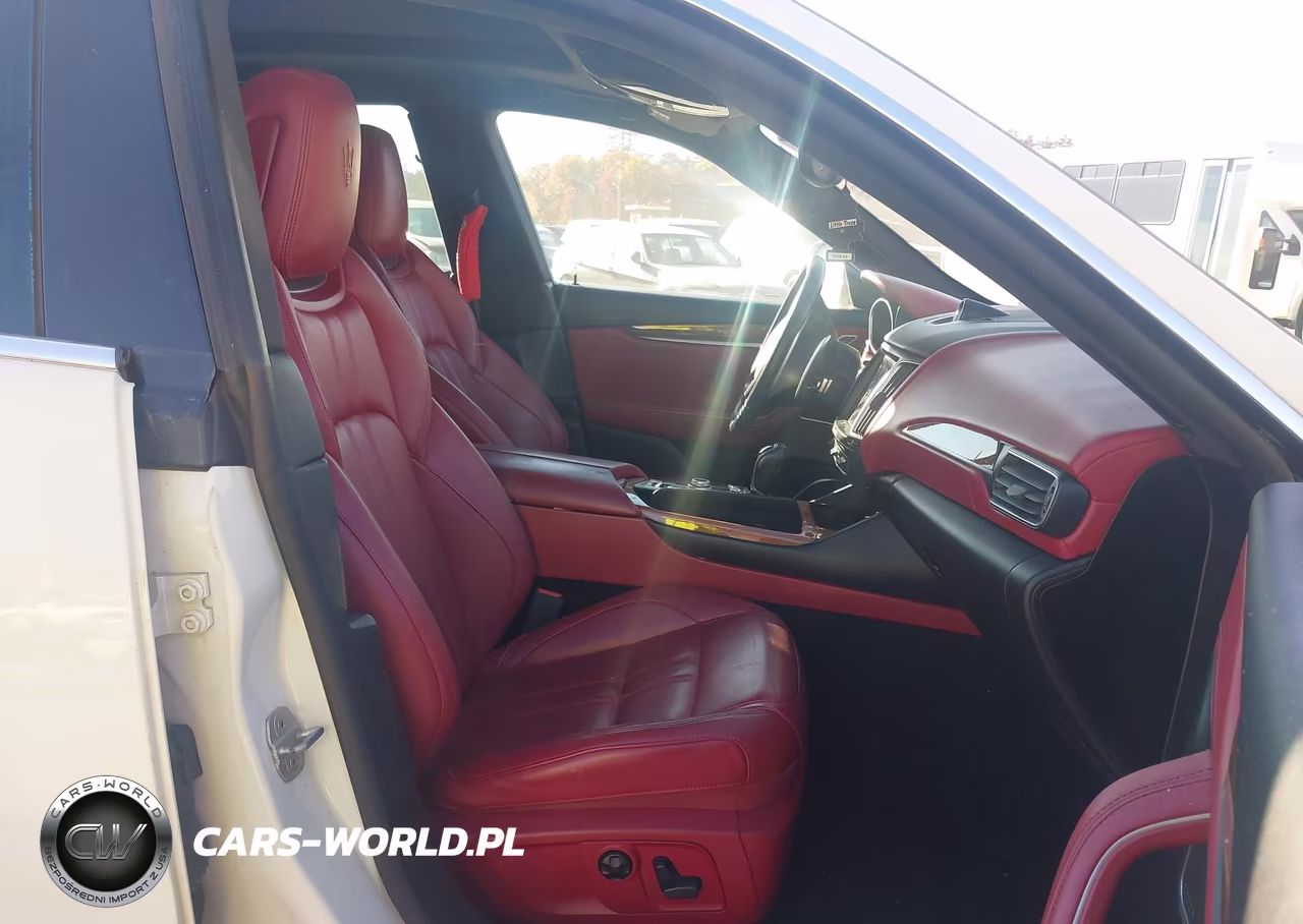 2017 Maserati Levante S VIN:ZN661YUS0HX239440 - 5