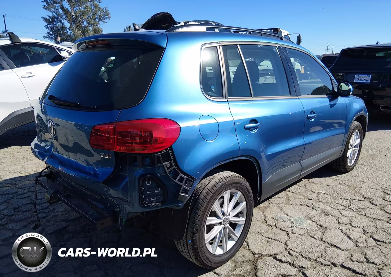 2017 Volkswagen Tiguan 2.0T-2.0T S VIN:WVGAV7AX5HK054481 - 4