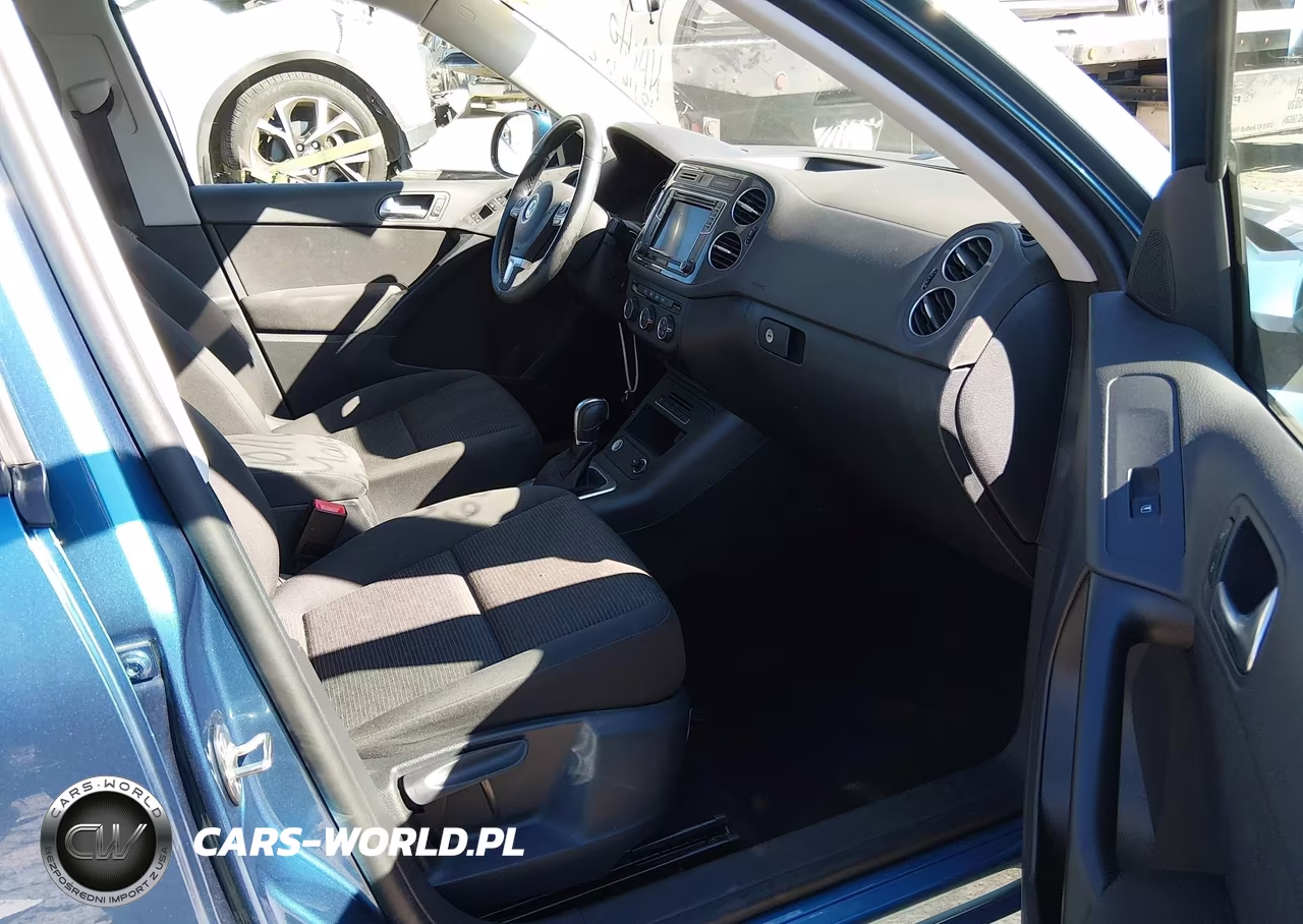 2017 Volkswagen Tiguan 2.0T-2.0T S VIN:WVGAV7AX5HK054481 - 5