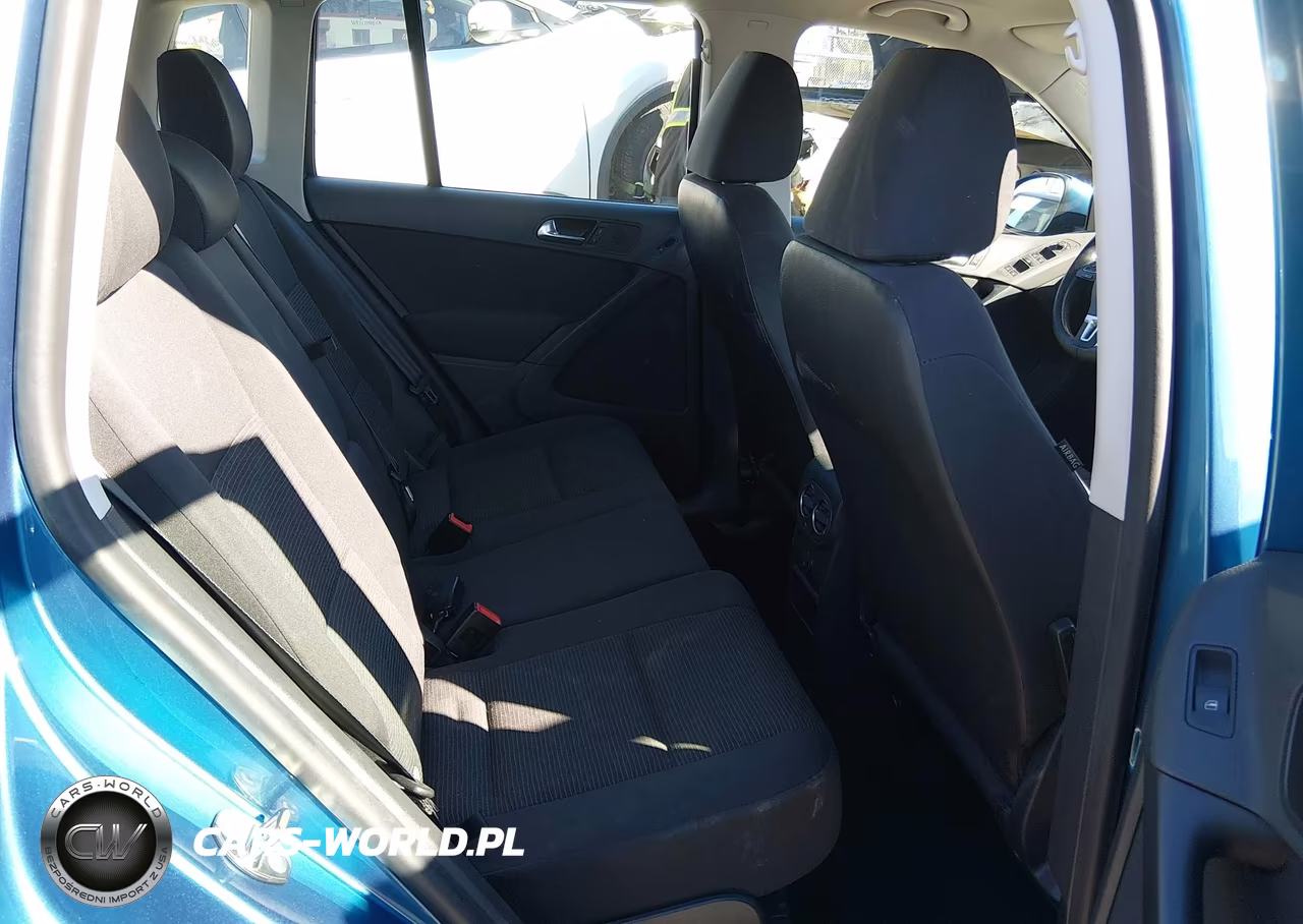 2017 Volkswagen Tiguan 2.0T-2.0T S VIN:WVGAV7AX5HK054481 - 8