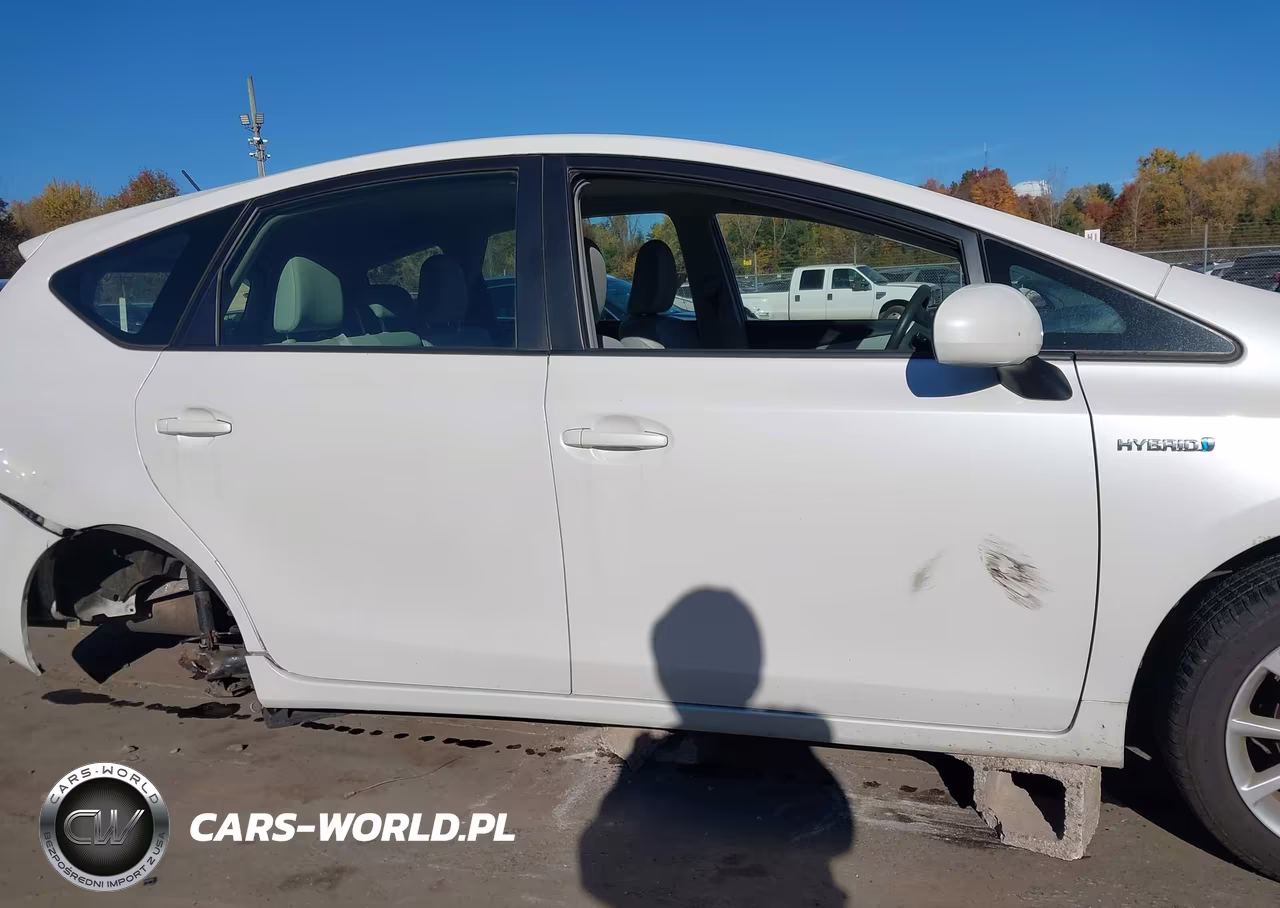 2012 Toyota Prius V Five VIN:JTDZN3EU0C3043360 - 13