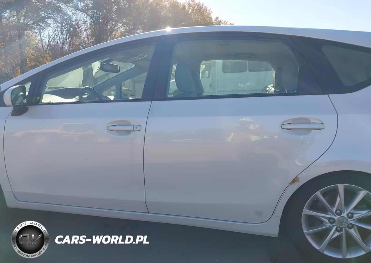 2012 Toyota Prius V Five VIN:JTDZN3EU0C3043360 - 14