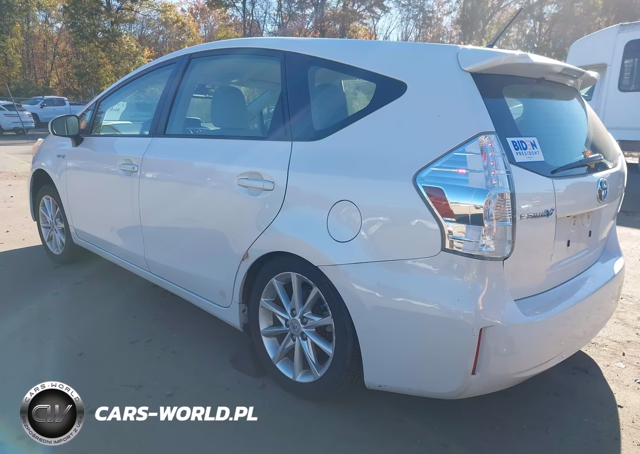 2012 Toyota Prius V Five VIN:JTDZN3EU0C3043360 - 3