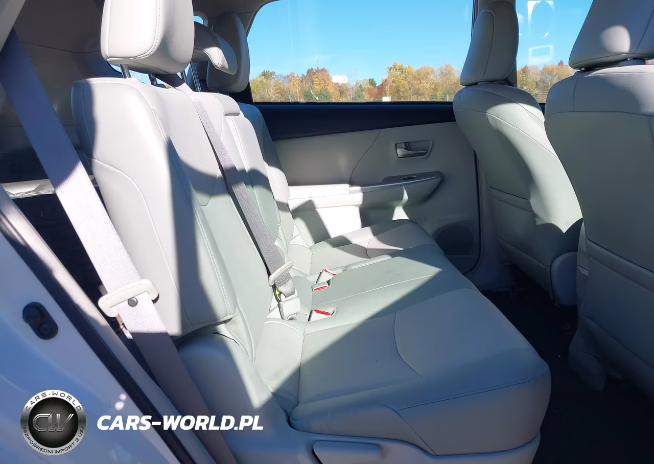 2012 Toyota Prius V Five VIN:JTDZN3EU0C3043360 - 8