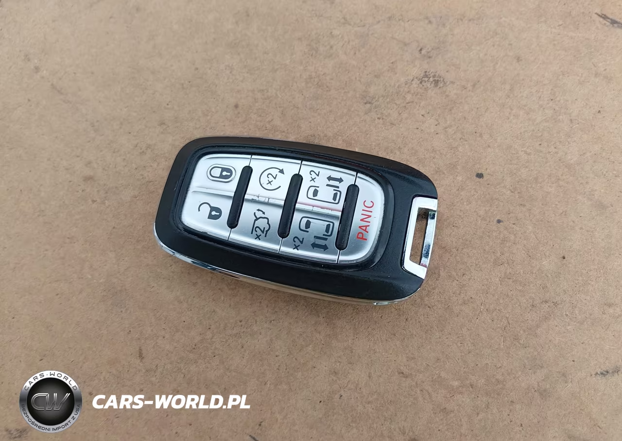 2018 Chrysler Pacifica Touring L VIN:2C4RC1BG0JR262977 - 11