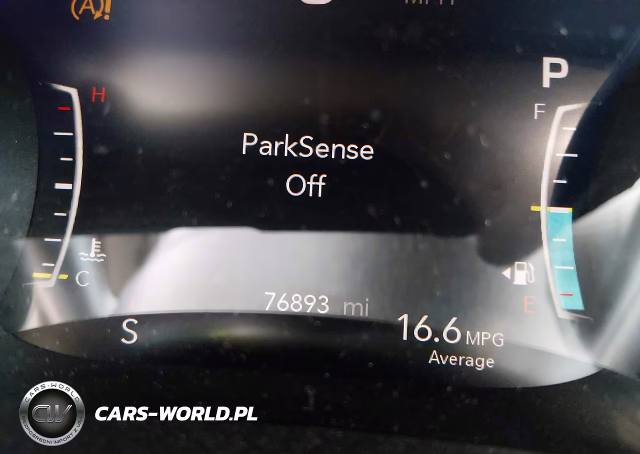2018 Chrysler Pacifica Touring L VIN:2C4RC1BG0JR262977 - 15