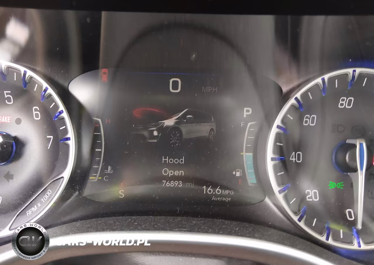 2018 Chrysler Pacifica Touring L VIN:2C4RC1BG0JR262977 - 7
