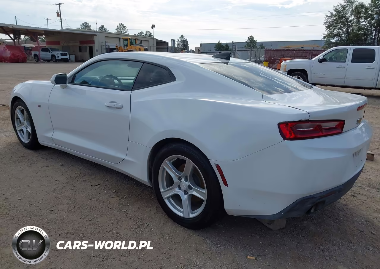 2017 Chevrolet Camaro 1Lt VIN:1G1FB1RS2H0166426 - 3