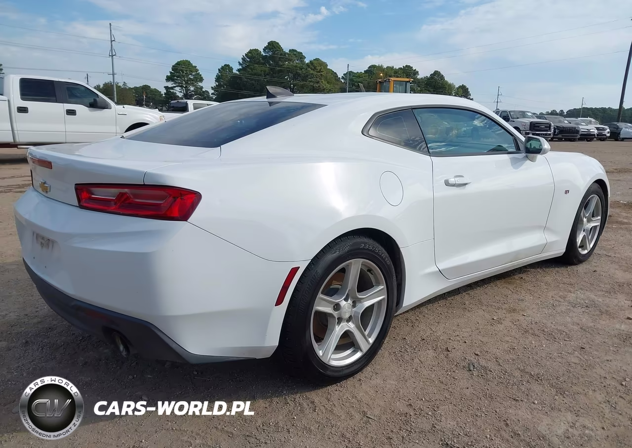 2017 Chevrolet Camaro 1Lt VIN:1G1FB1RS2H0166426 - 4