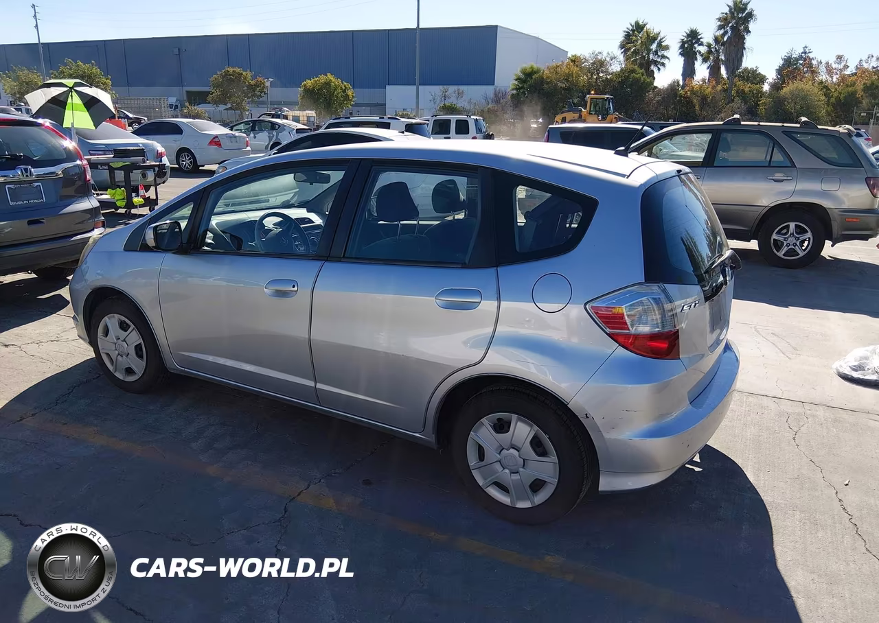 2012 Honda Fit VIN:JHMGE8G38CC029956 - 3