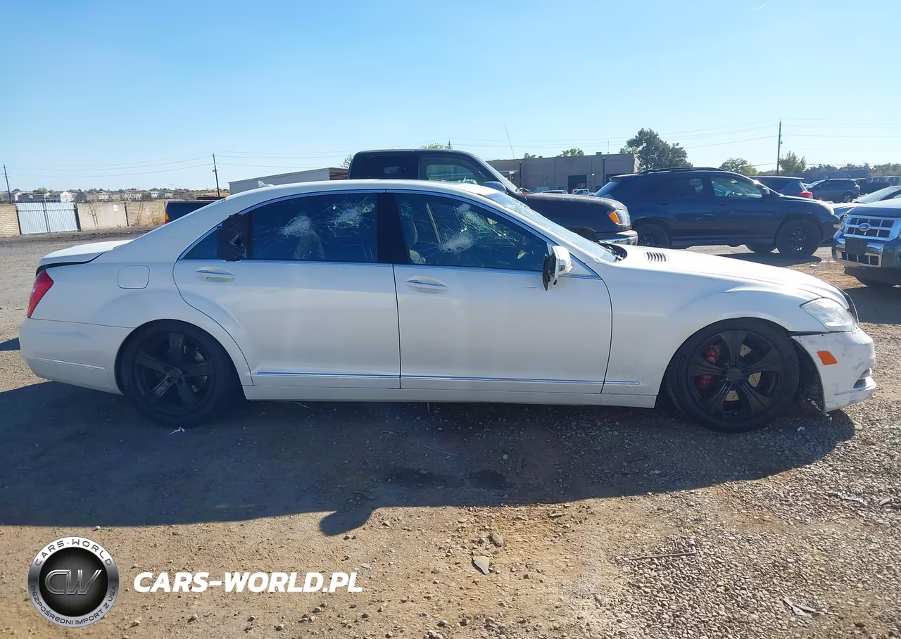 2010 Mercedes-Benz S 550 VIN:WDDNG7BB0AA350254 - 13