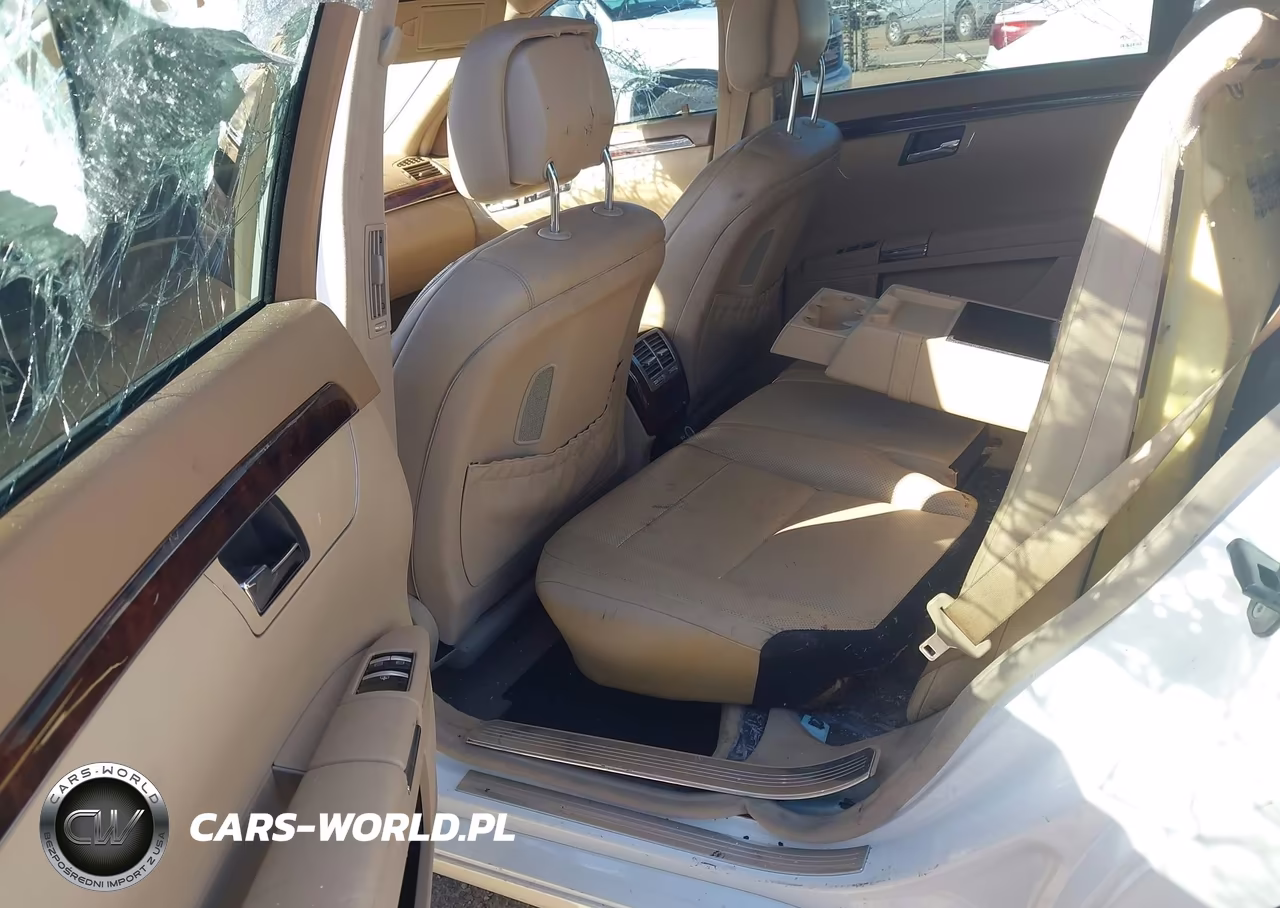 2010 Mercedes-Benz S 550 VIN:WDDNG7BB0AA350254 - 8