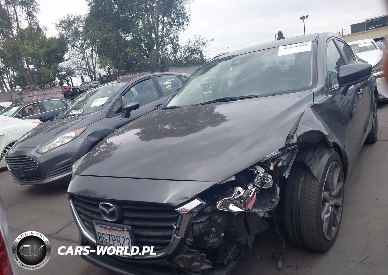 2018 Mazda Mazda3 Touring VIN:3MZBN1V34JM258066 - 12