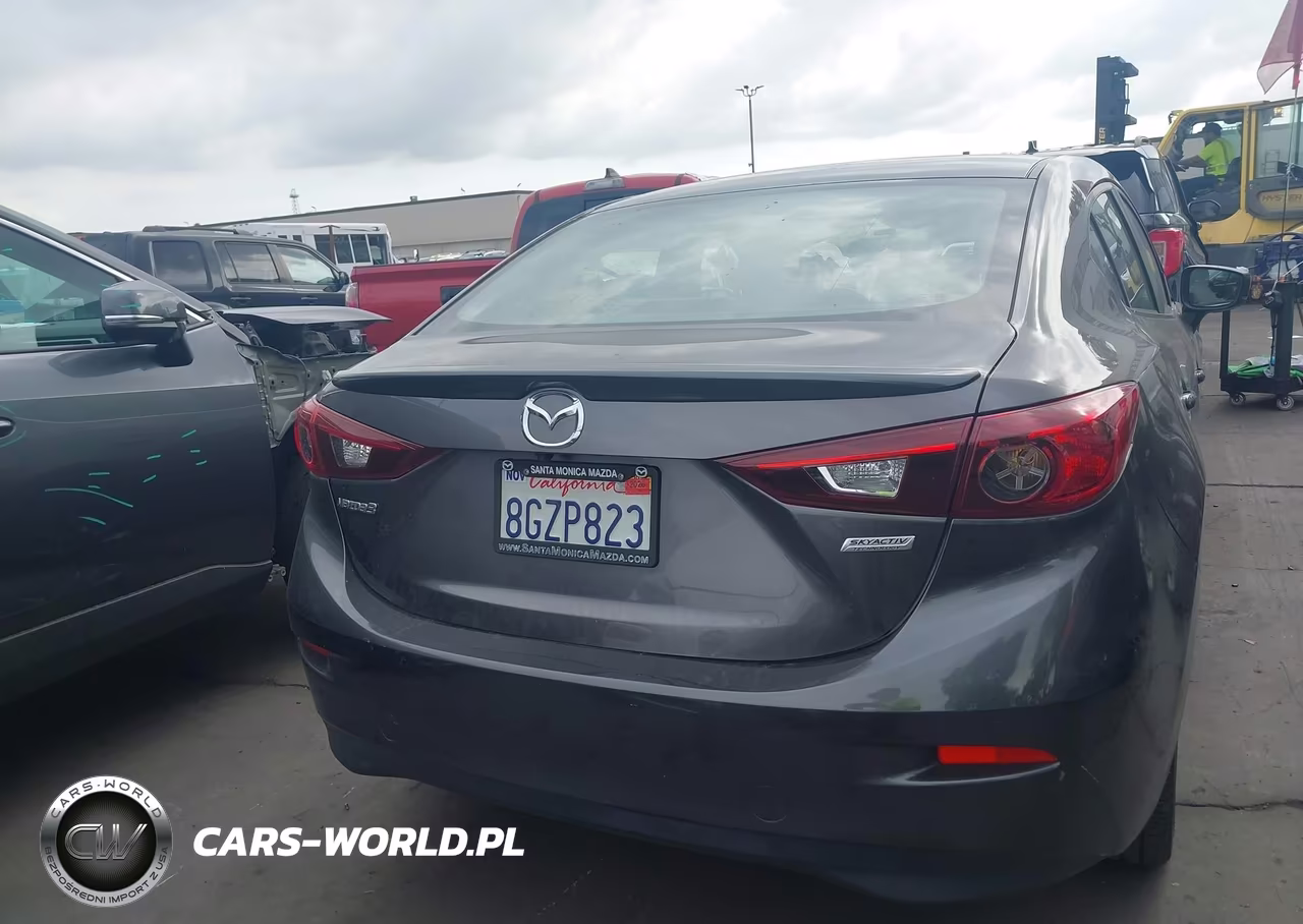2018 Mazda Mazda3 Touring VIN:3MZBN1V34JM258066 - 16