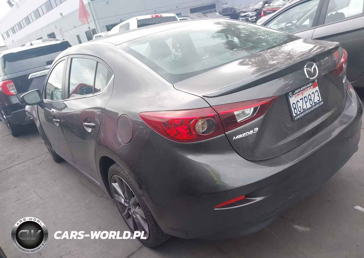 2018 Mazda Mazda3 Touring VIN:3MZBN1V34JM258066 - 3