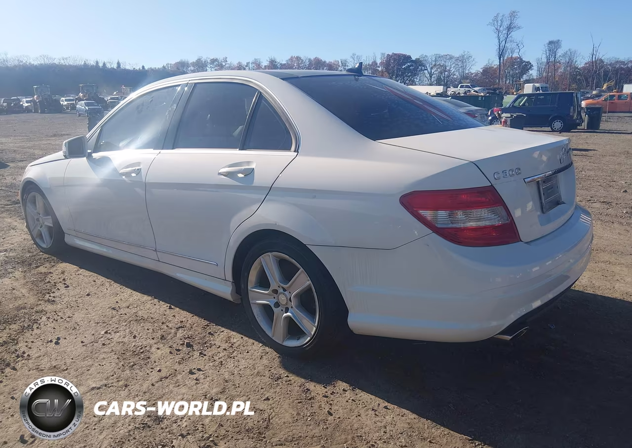 2011 Mercedes-Benz C 300 Sport 4Matic VIN:WDDGF8BB3BR143135 - 3