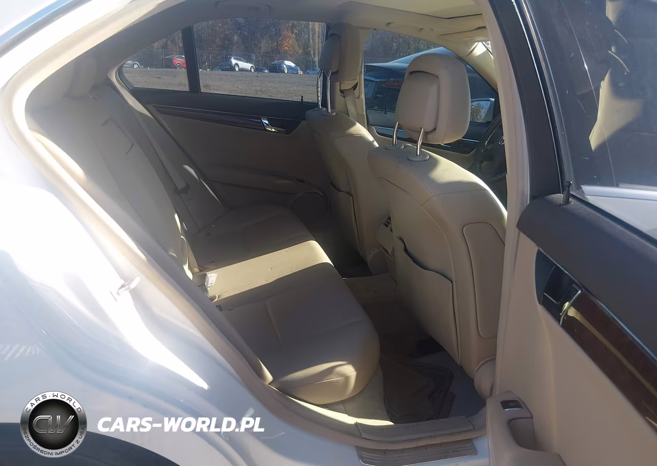 2011 Mercedes-Benz C 300 Sport 4Matic VIN:WDDGF8BB3BR143135 - 8