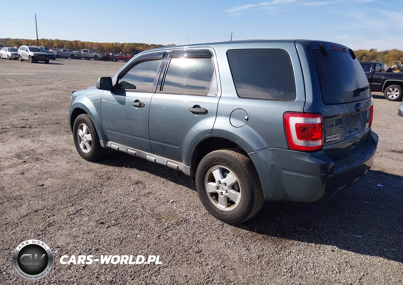 2012 Ford Escape Xls VIN:1FMCU9C70CKA24138 - 3
