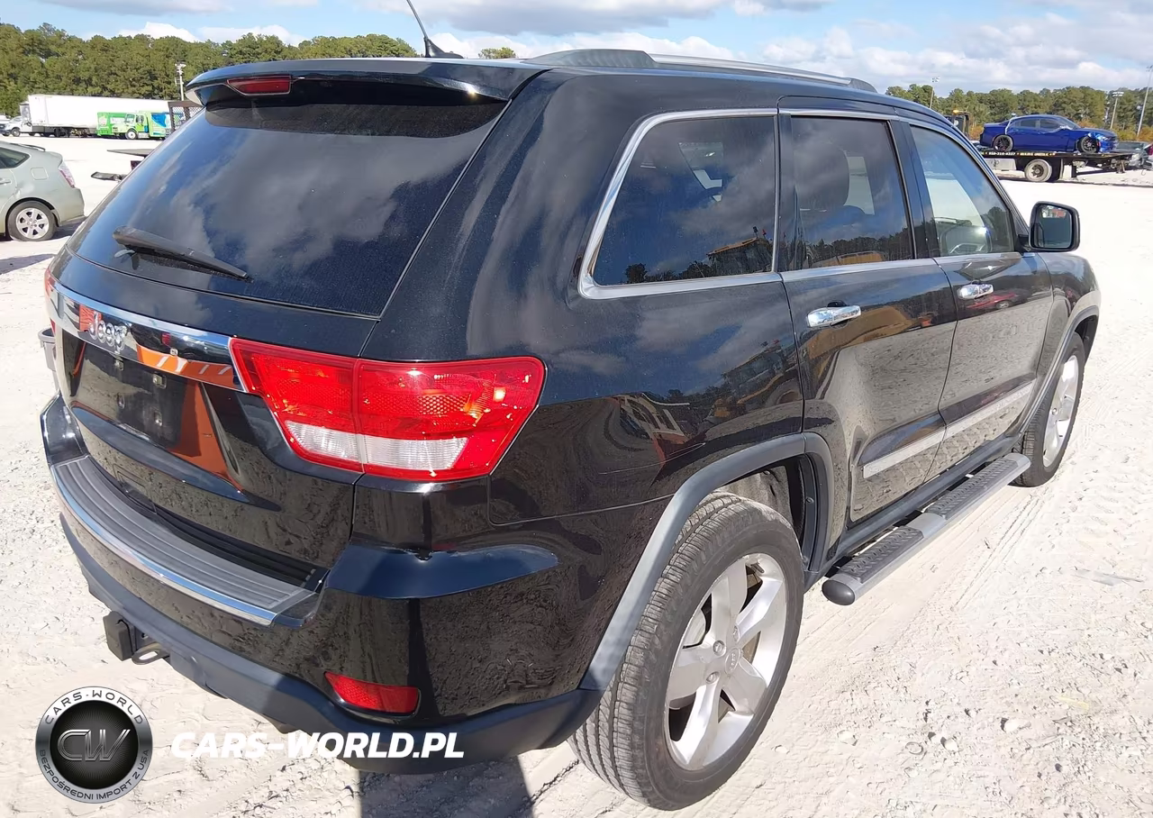 2012 Jeep Grand Cherokee Overland VIN:1C4RJECG5CC354271 - 4