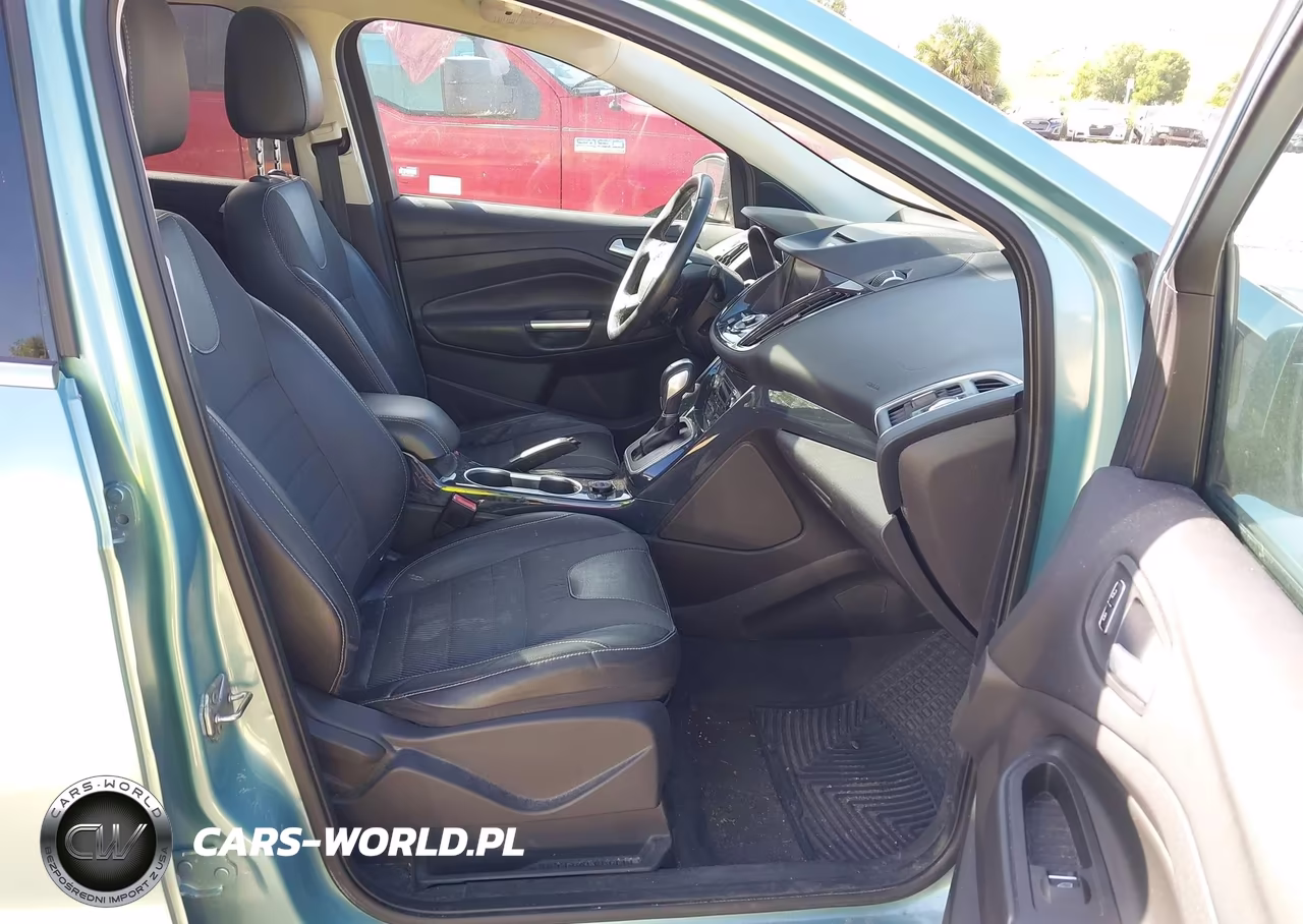 2013 Ford Escape Titanium VIN:1FMCU0J97DUC20308 - 5