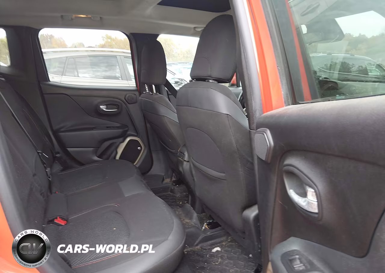 2016 Jeep Renegade 75Th Anniversary VIN:ZACCJBBT7GPC65080 - 8