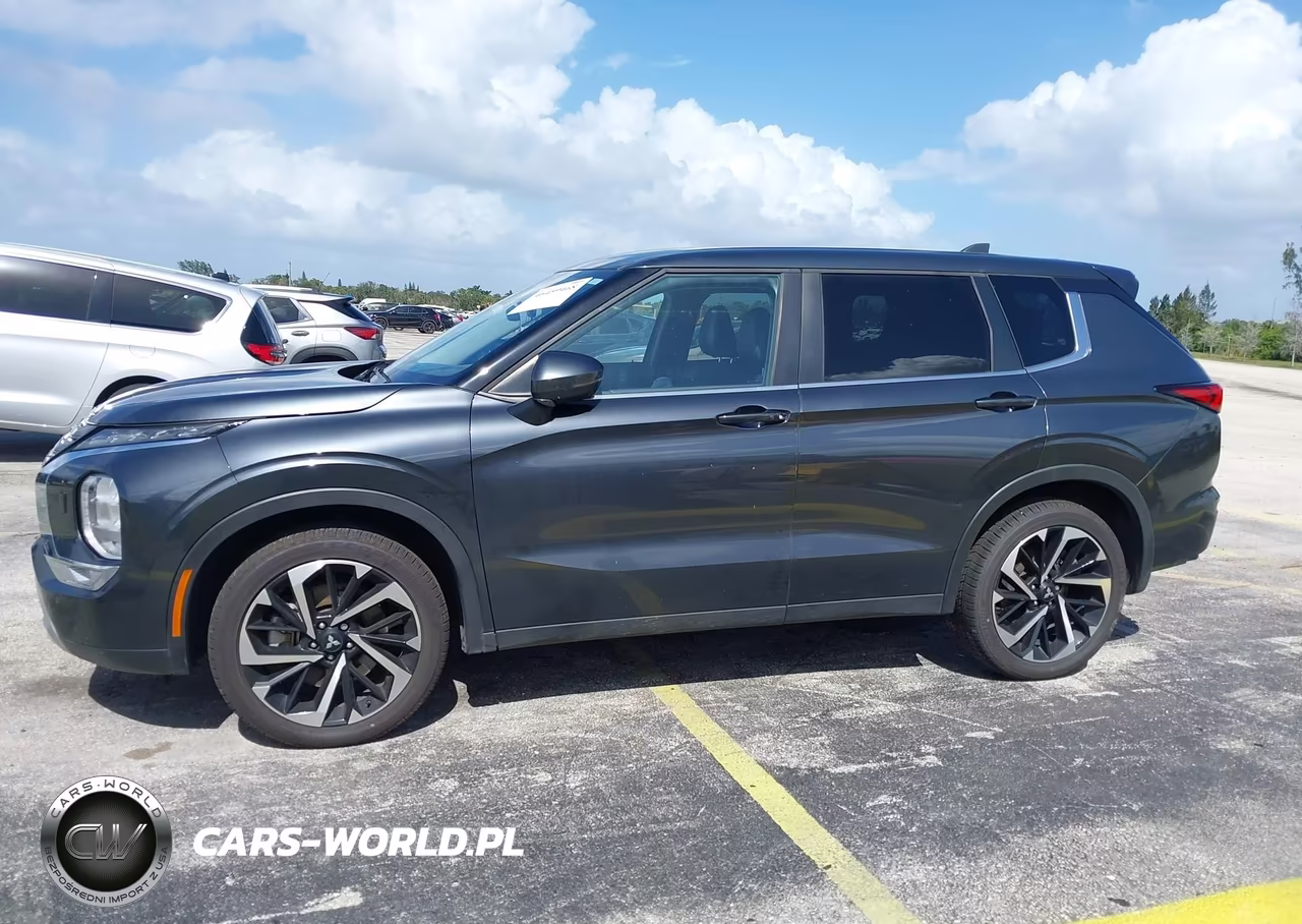 2024 Mitsubishi Outlander Se 2.5 S-Awc-Se Black Edition S-Awc-Se Black Edition W-Pano Roof S-Awc-Se Ralliart S-Awc VIN:JA4J4VA80RZ059076 - 15