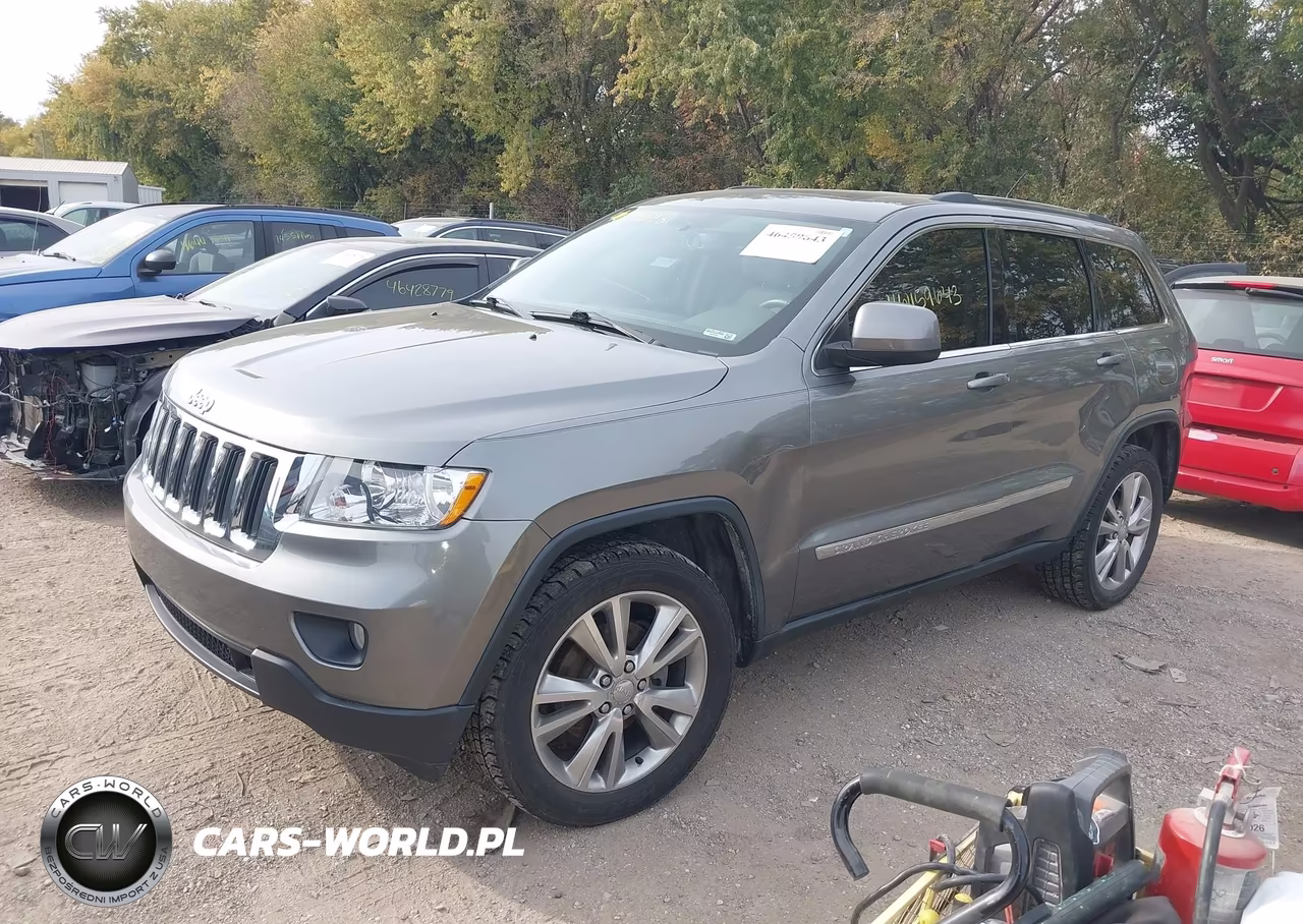 2013 Jeep Grand Cherokee Laredo VIN:1C4RJFATXDC503393 - 2