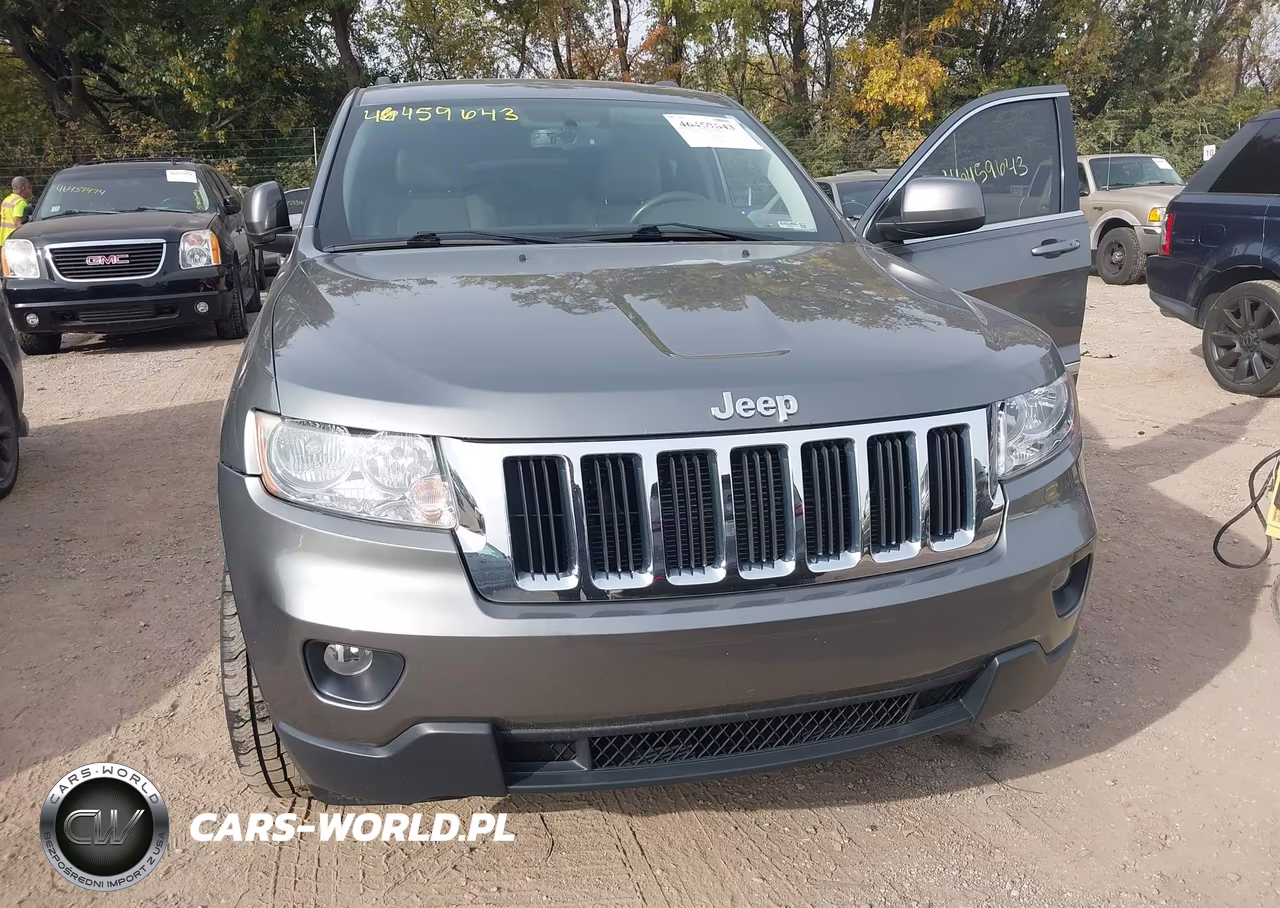 2013 Jeep Grand Cherokee Laredo VIN:1C4RJFATXDC503393 - 6