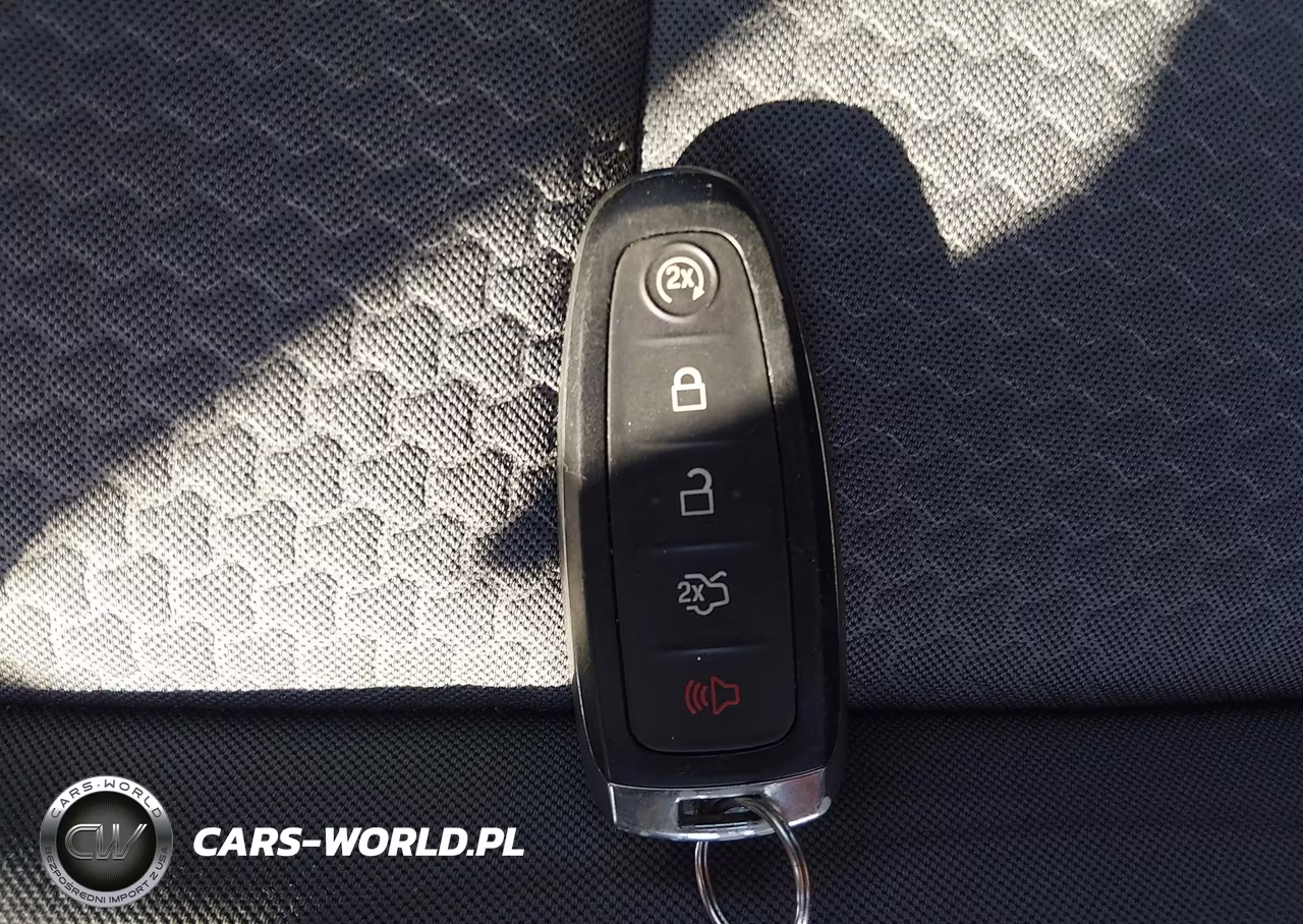 2019 Ford Escape Se VIN:1FMCU9GDXKUB76415 - 11