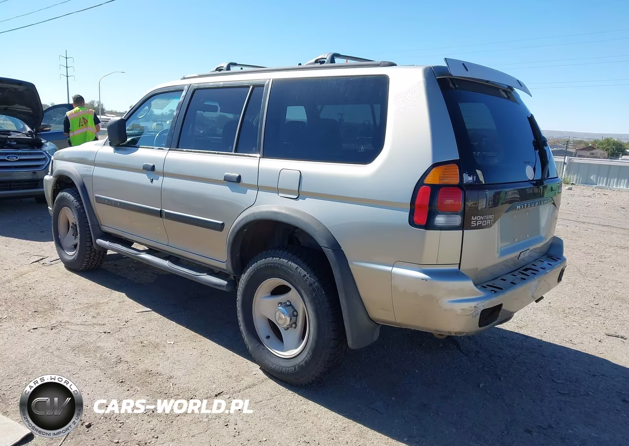 2000 Mitsubishi Montero Sport Ls-Xls VIN:JA4MT31H7YP050938 - 3