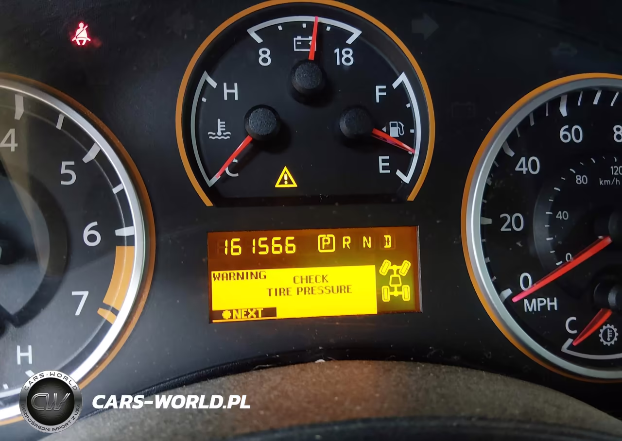 2014 Nissan Armada Sv VIN:5N1AA0NC5EN609207 - 15