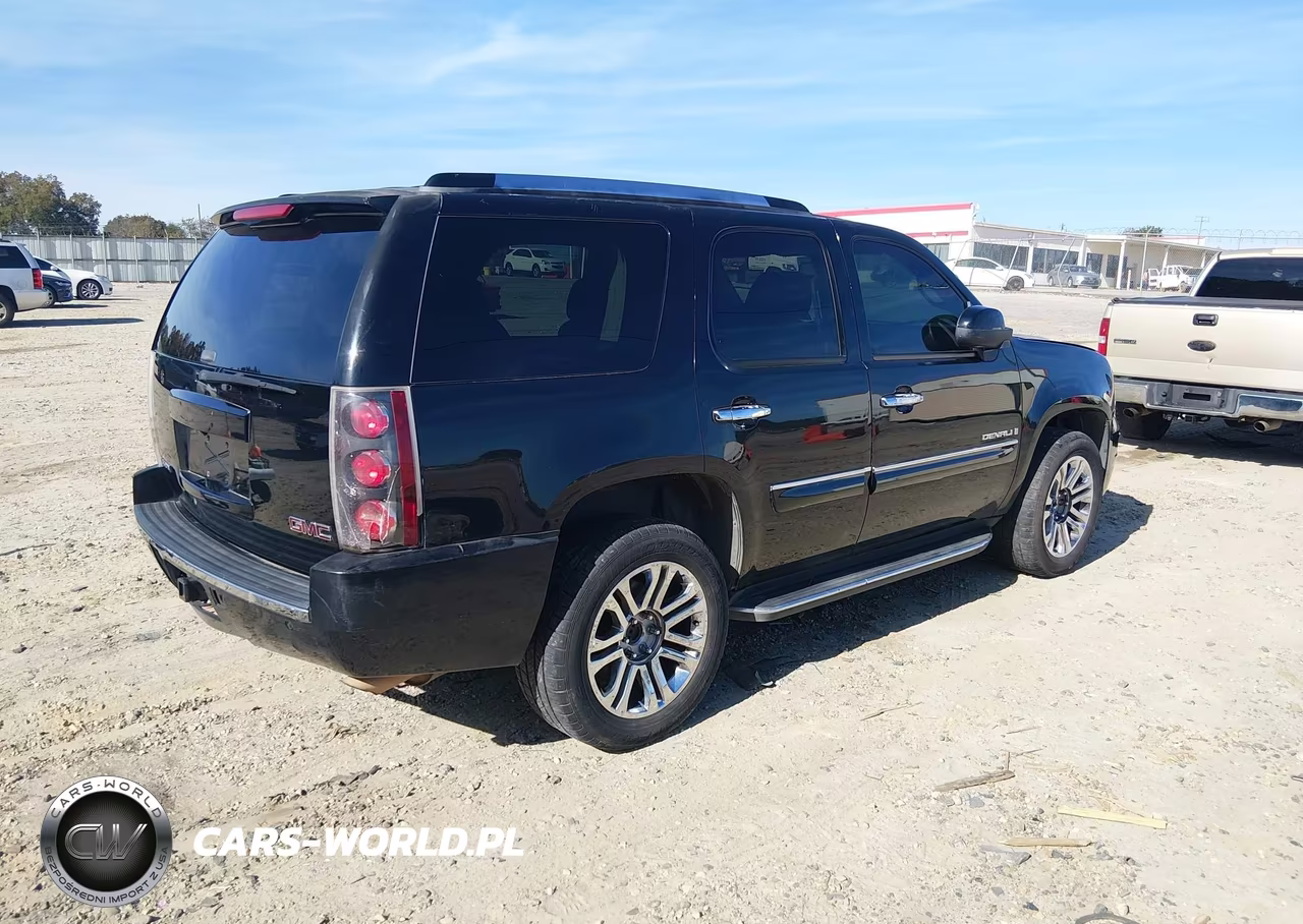 2007 GMC Yukon Denali VIN:1GKFK63807J347068 - 4