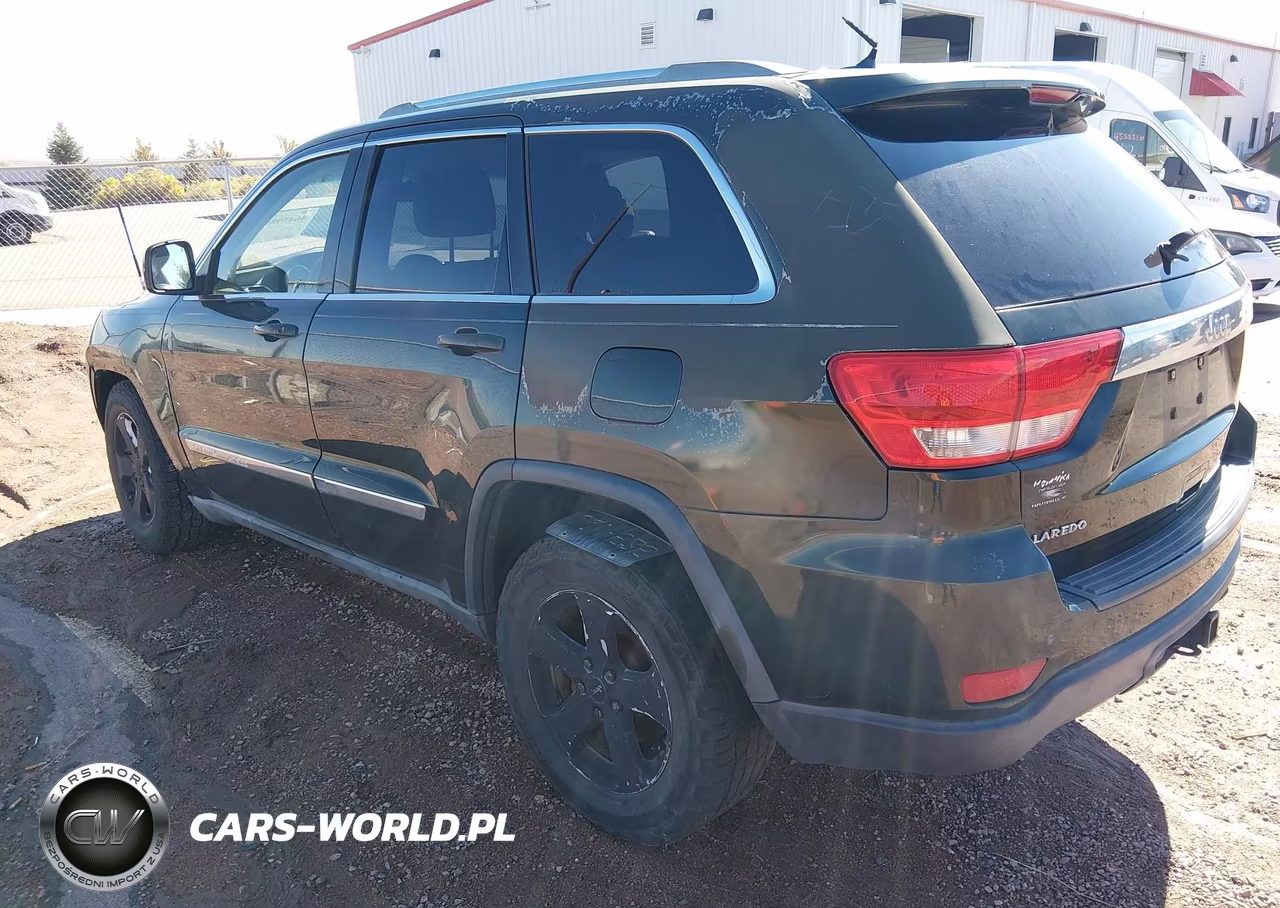 2011 Jeep Grand Cherokee Laredo VIN:1J4RS4GG2BC544927 - 3