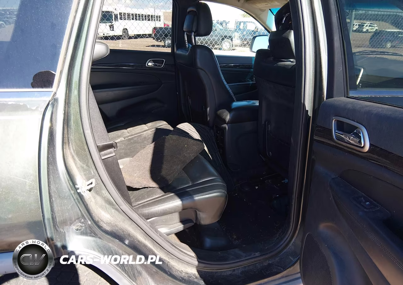 2011 Jeep Grand Cherokee Laredo VIN:1J4RS4GG2BC544927 - 8